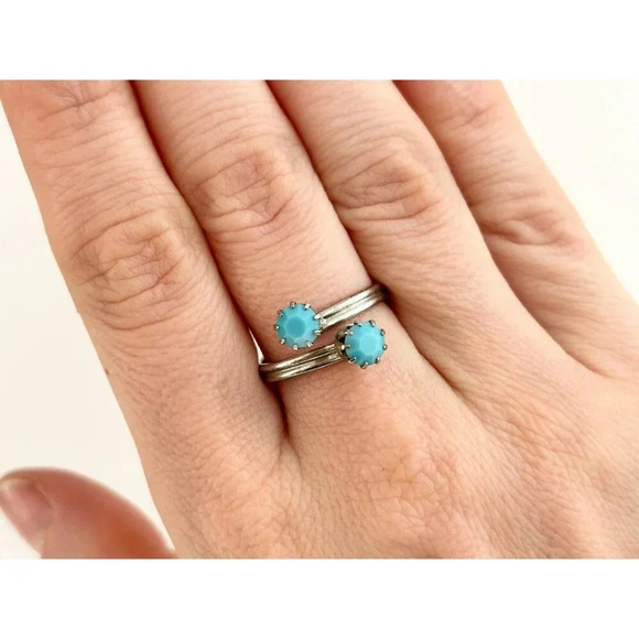 Vintage Southwest Style Silver Tone Faux Turquoise Crossover Ring - sz 8 - Picture 5 of 9